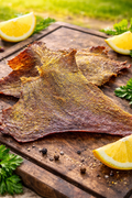 Lemon Pepper Beef Jerky – Bright Citrus & Bold Black Pepper